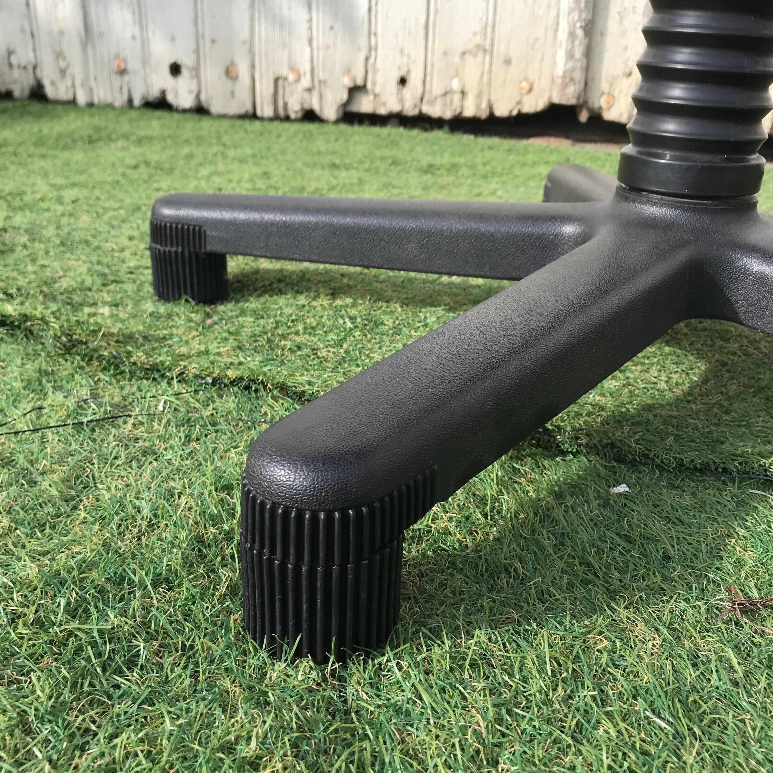 Vertebra office chair