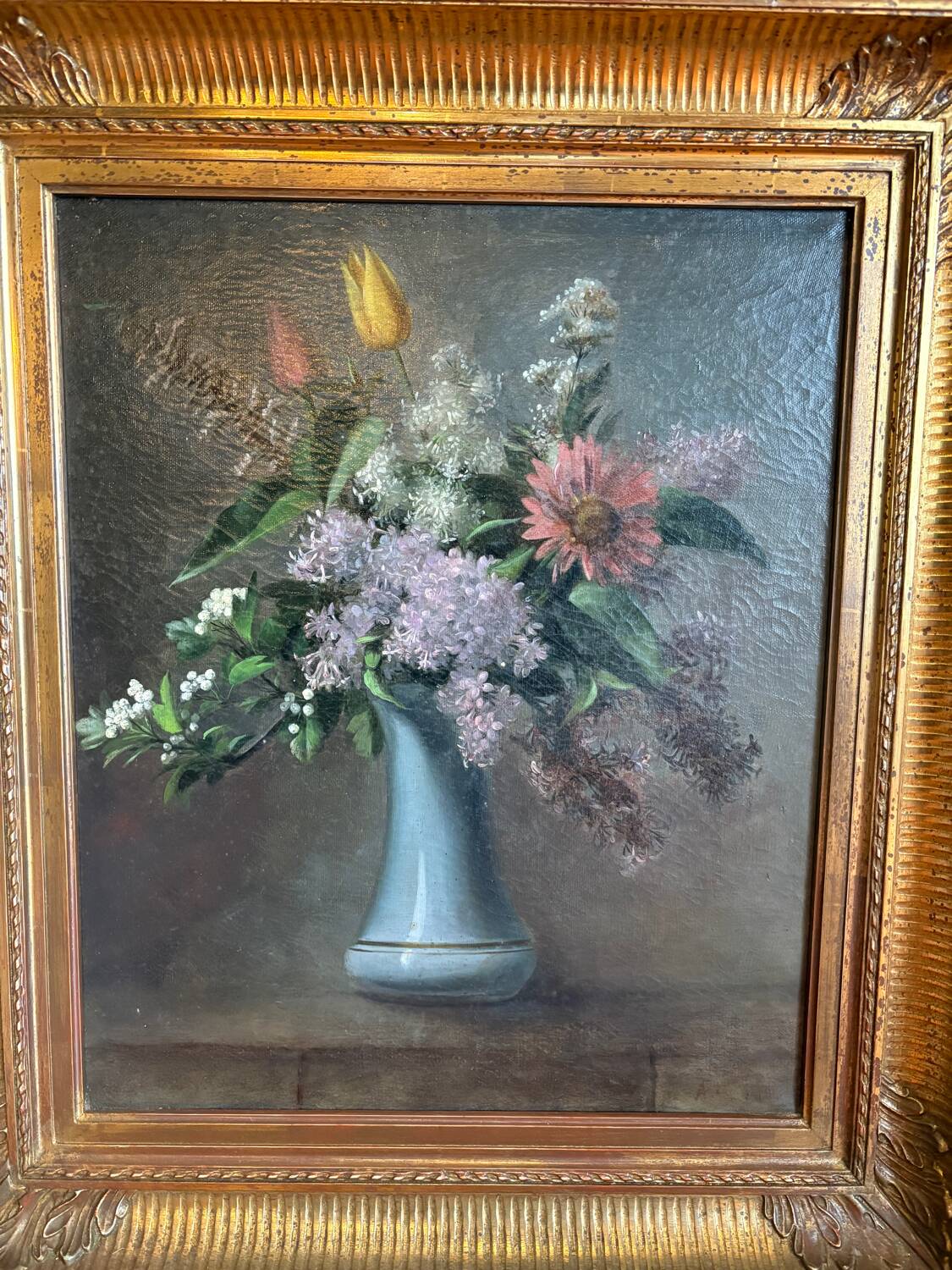 Flower bouquet display