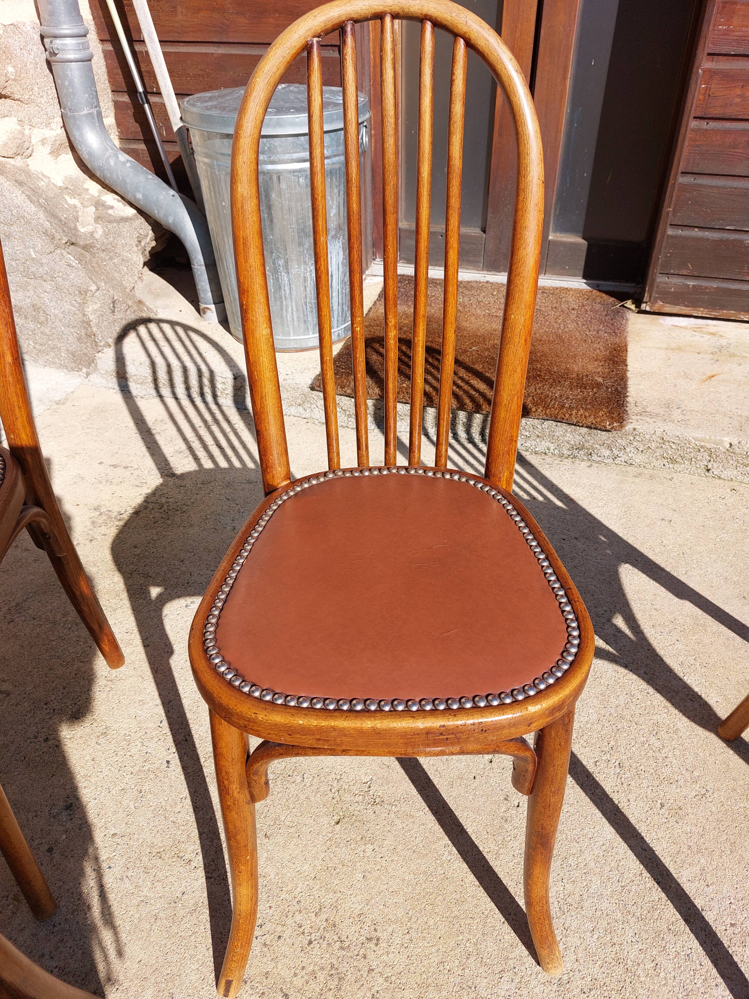 6 chaises Baumann en bois et simili cuir