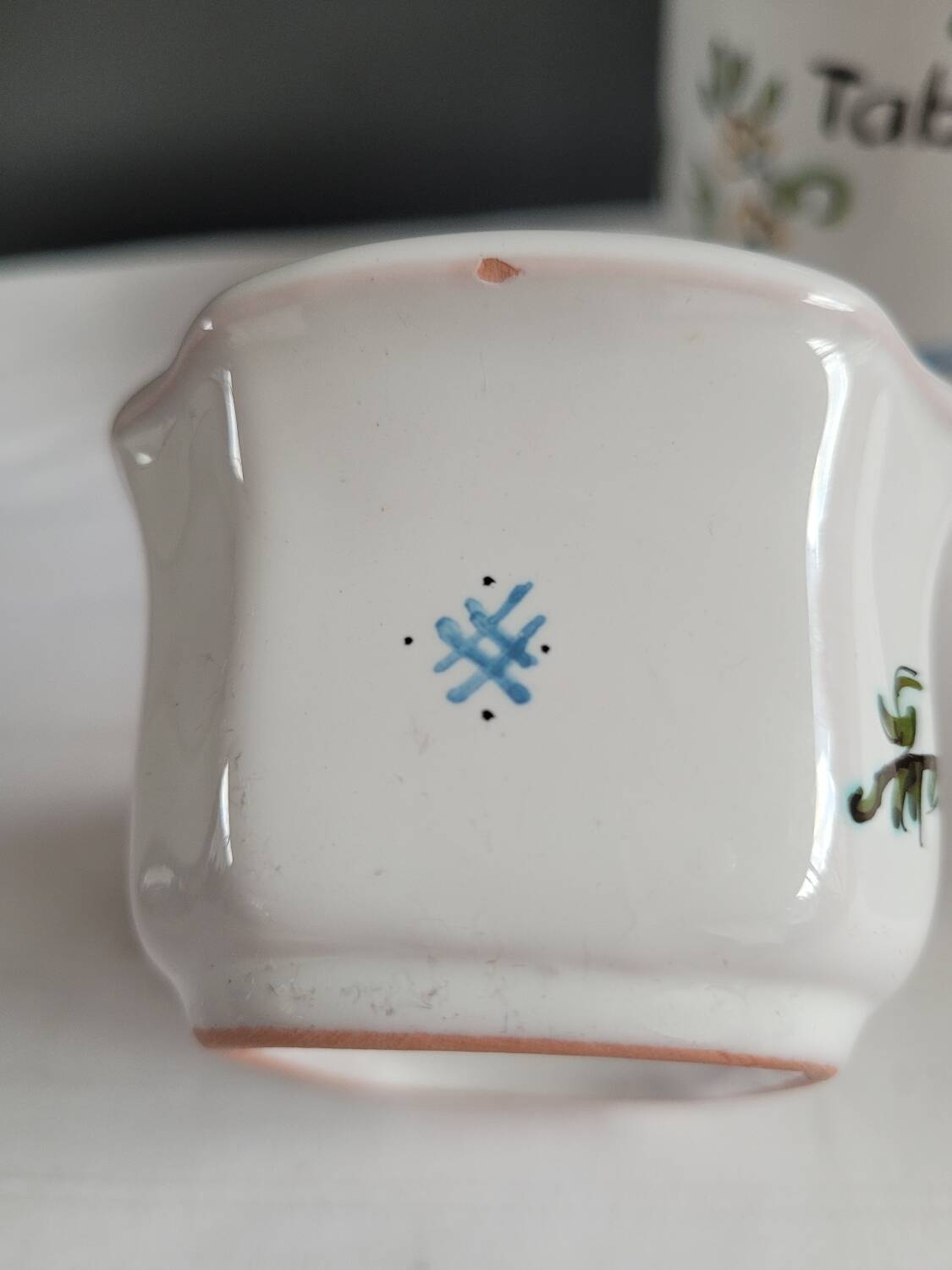 Pot, vase, flower pick Moustier