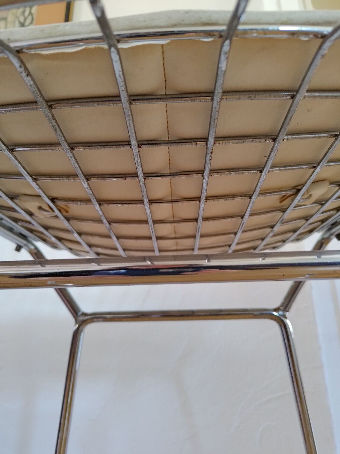 Pair of high chairs bertoia