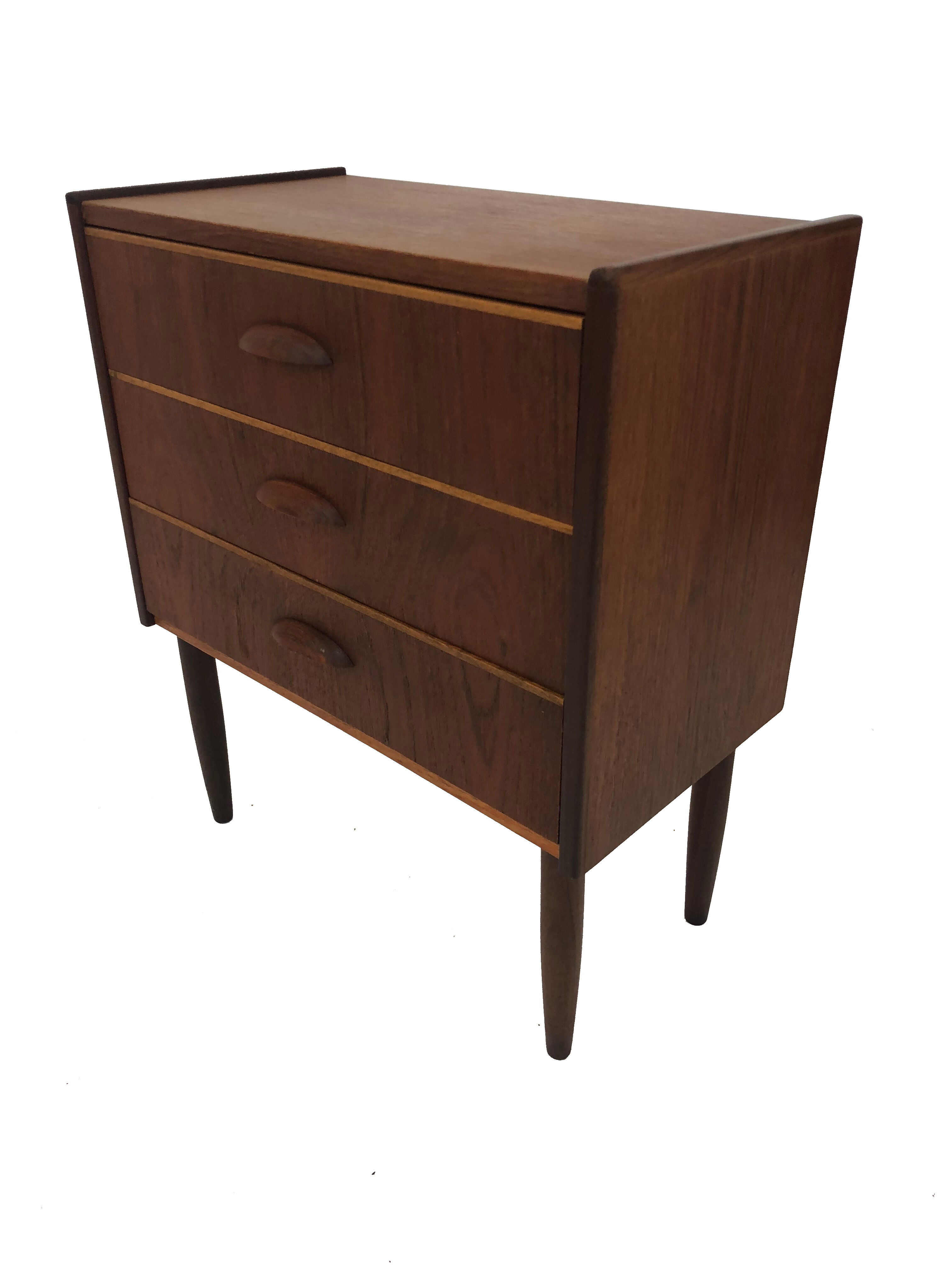 Danish dresser
