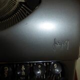 Machine to write portable Japy