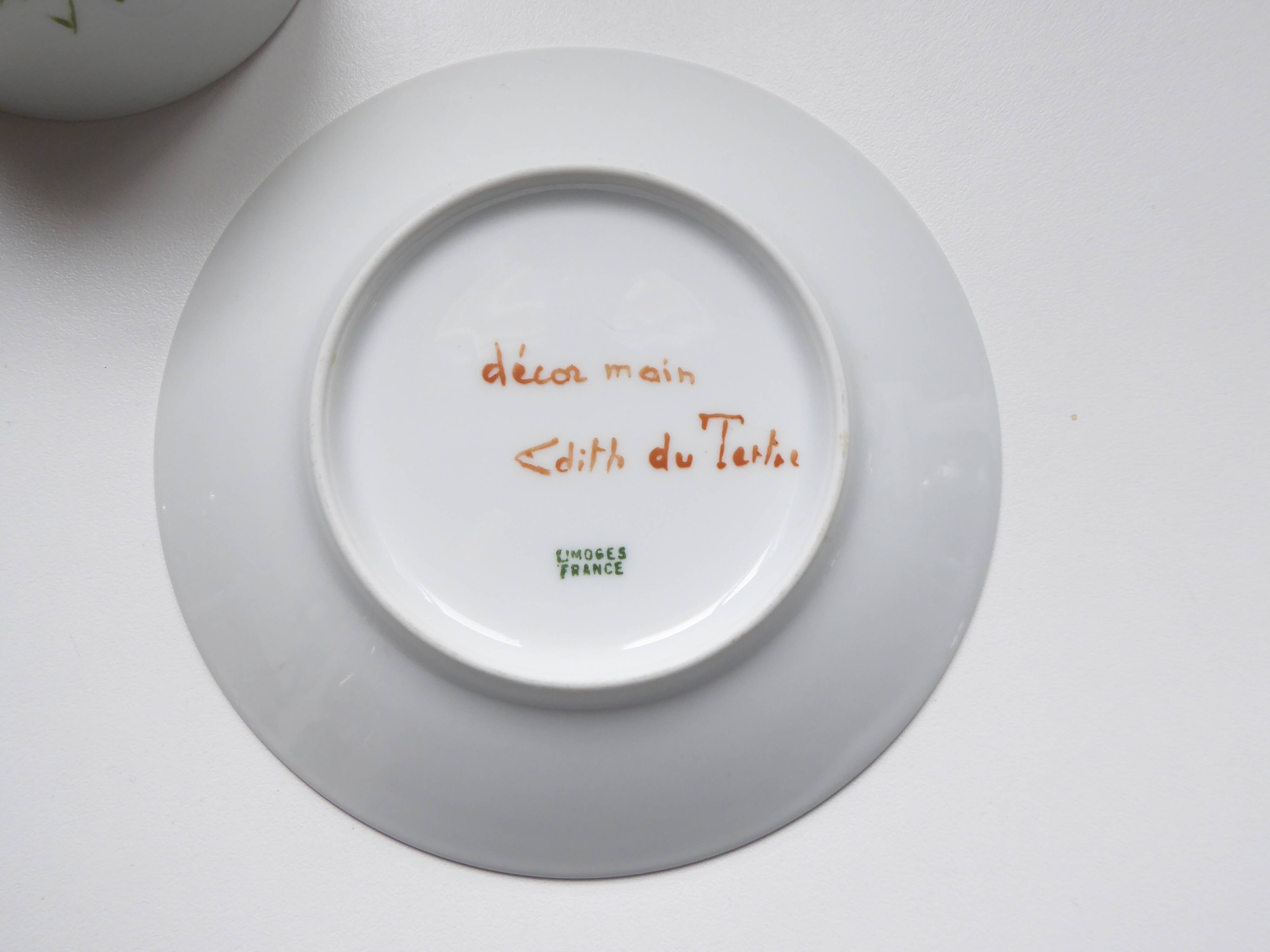 Tasse en porcelaine de Limoges