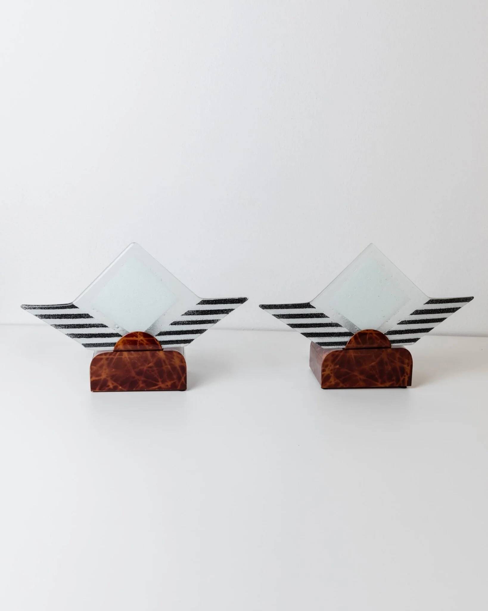Pair of vintage Murano glass table lamps - sculptural design, triangles and stripes, brown metal bases - Italy 1980s - bedside lamps
