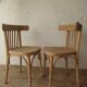 Paire de chaises bistrot en bois brut