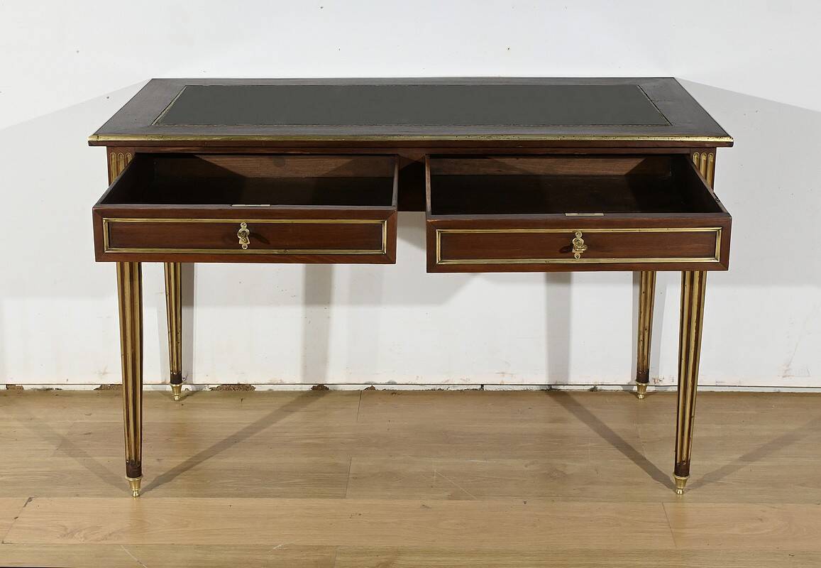 Mahogany Bureau Plat, Louis XVI style - 2nd part of the 19th century