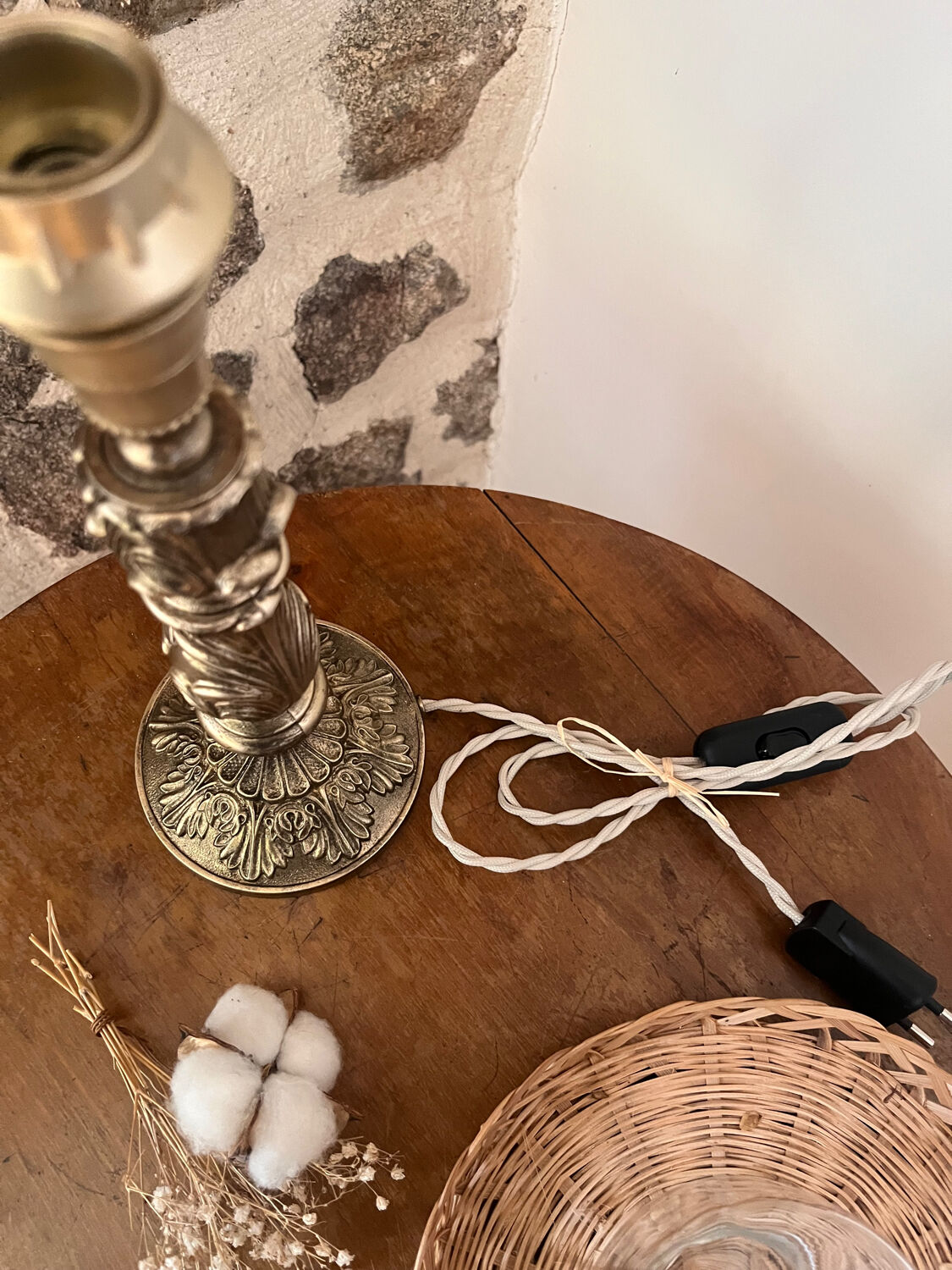 Renovated antique pagoda lamp