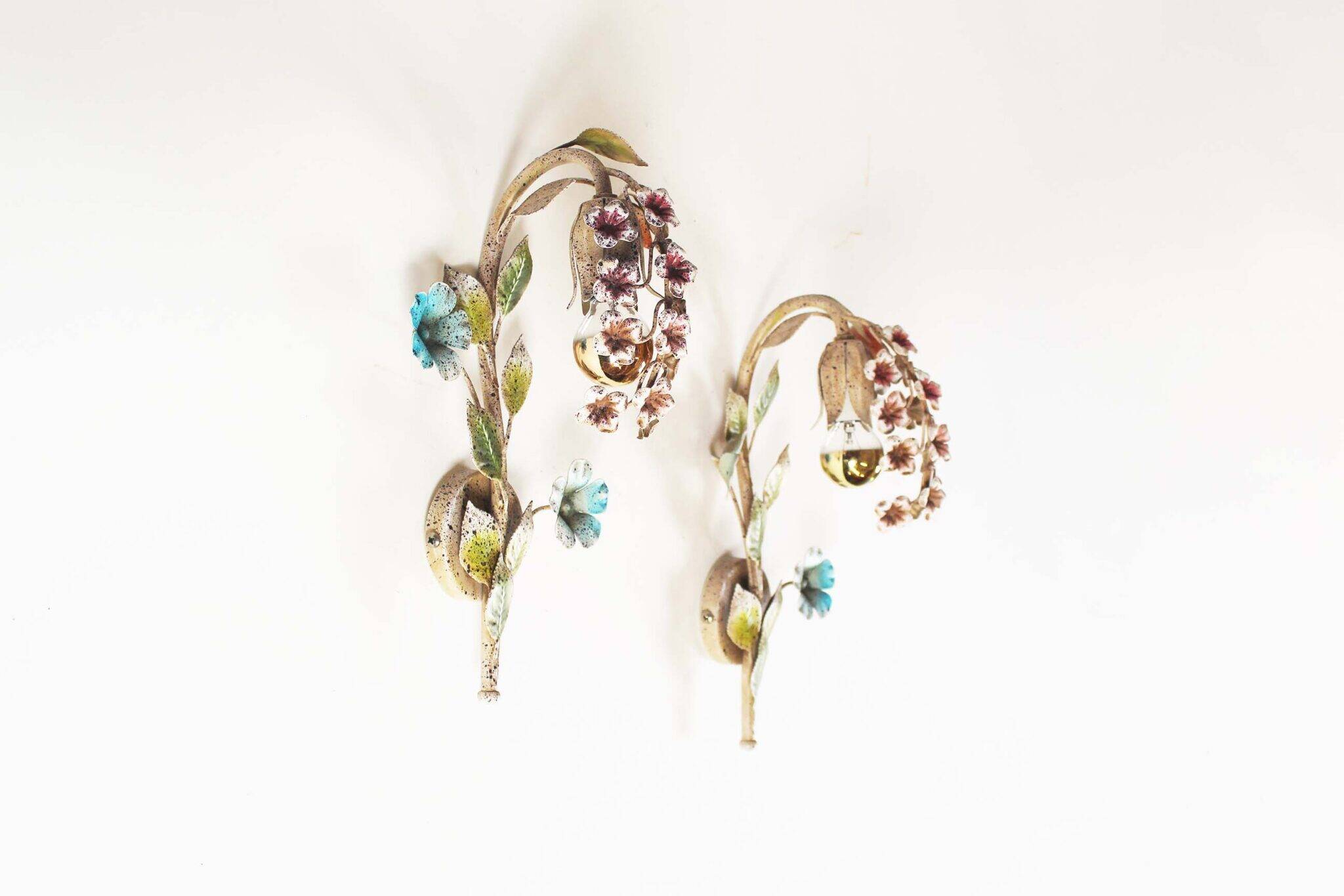 Pair of vintage Italian painted ‘toleware’ sconces