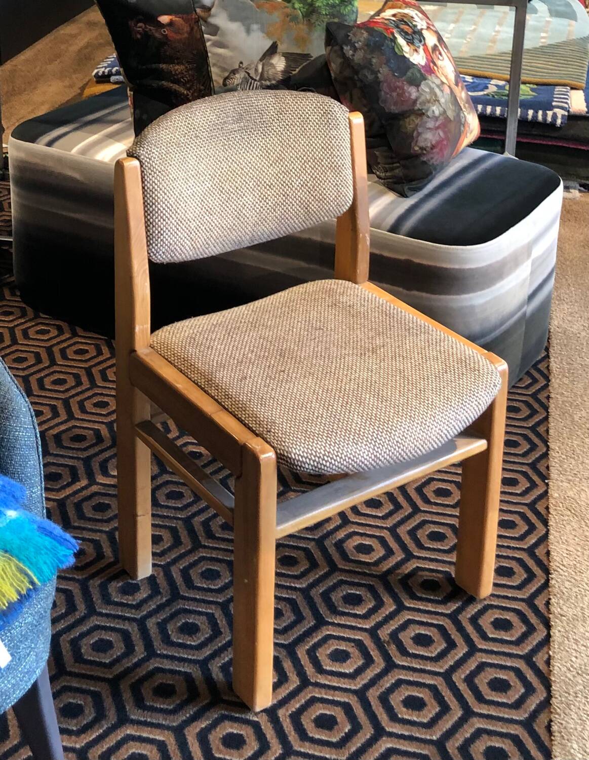 Series 6 elm chairs Maison Regain