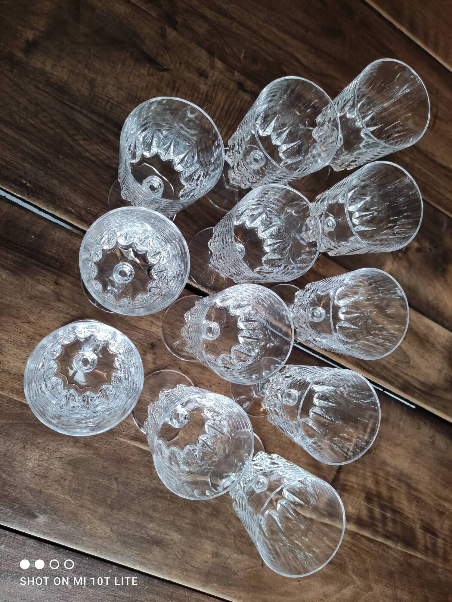 Set of 12 vintage wine glasses in chiseled crystal