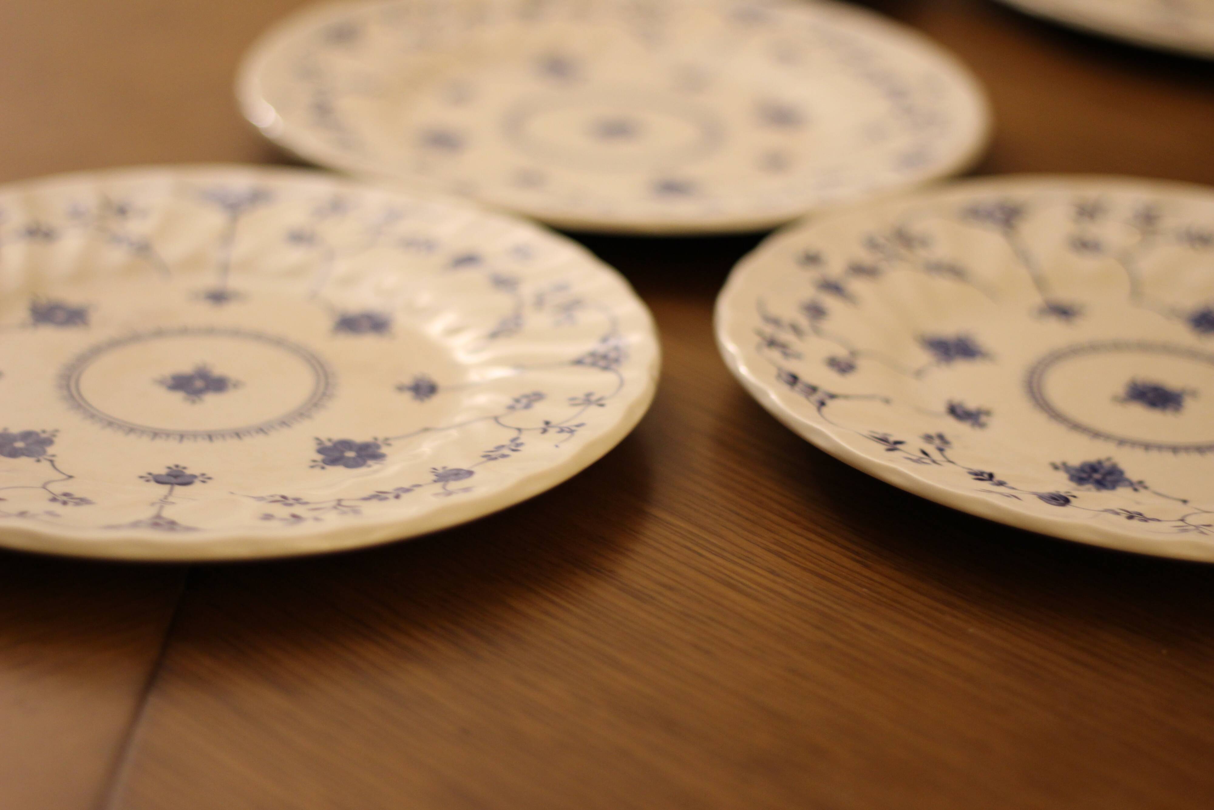 6 Myott Finlandia dessert plates