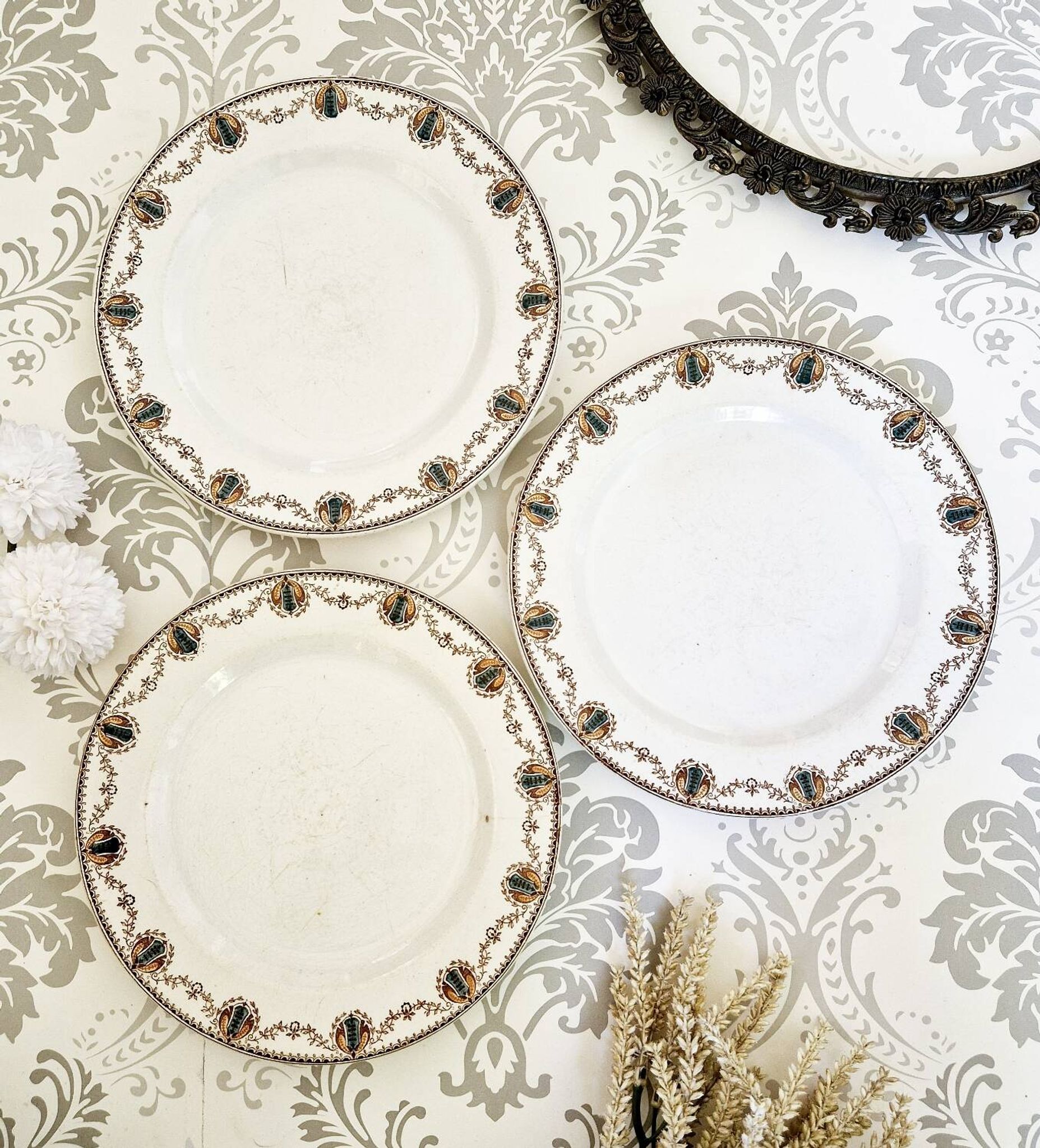 Old flat plates Terre de Fer Cadix Clairefontaine Léon Graves