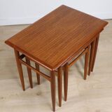 Tables gigognes scandinave en teck, 1960
