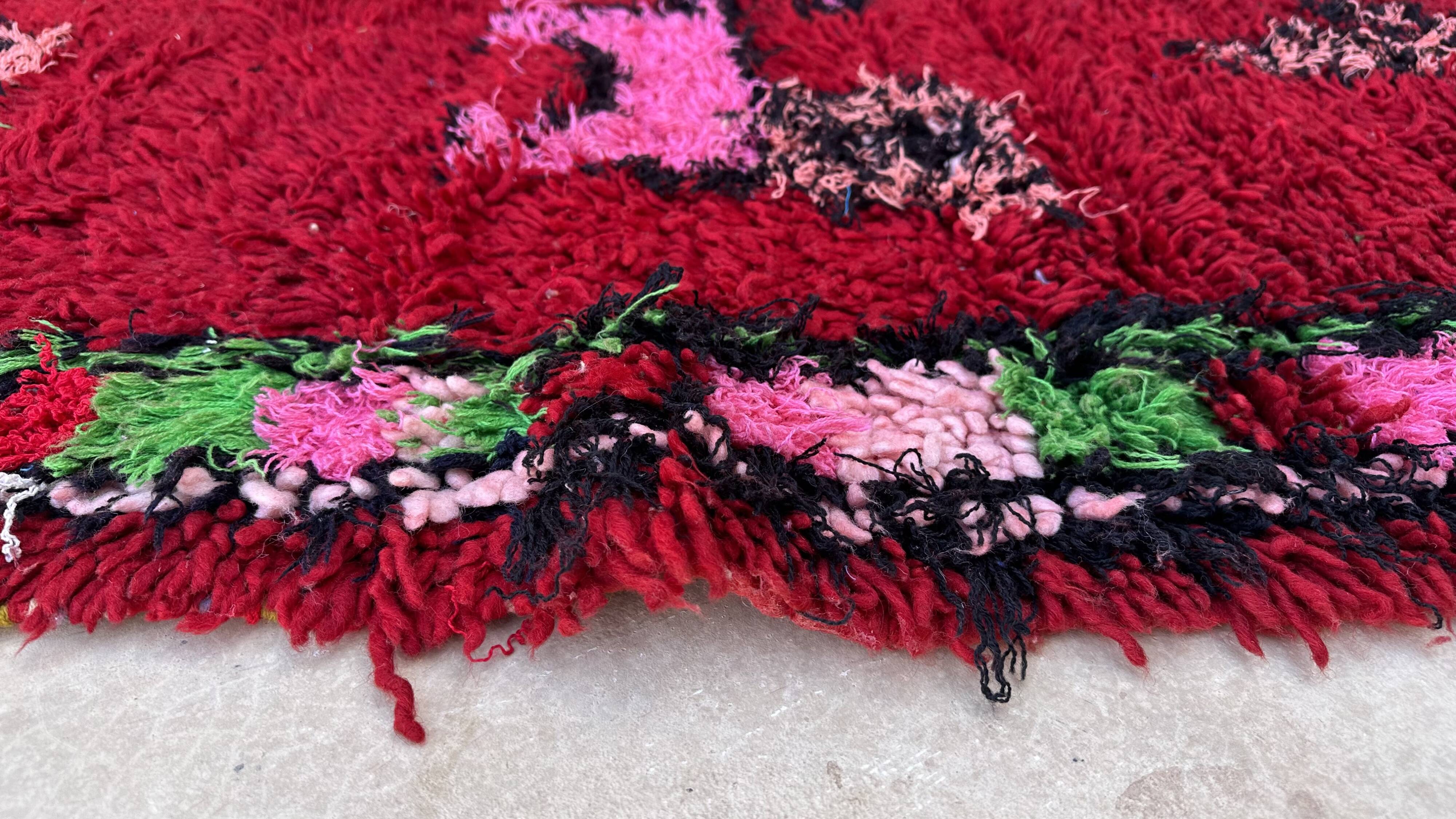 Red Boujad Moroccan rug - 337 x 93 cm