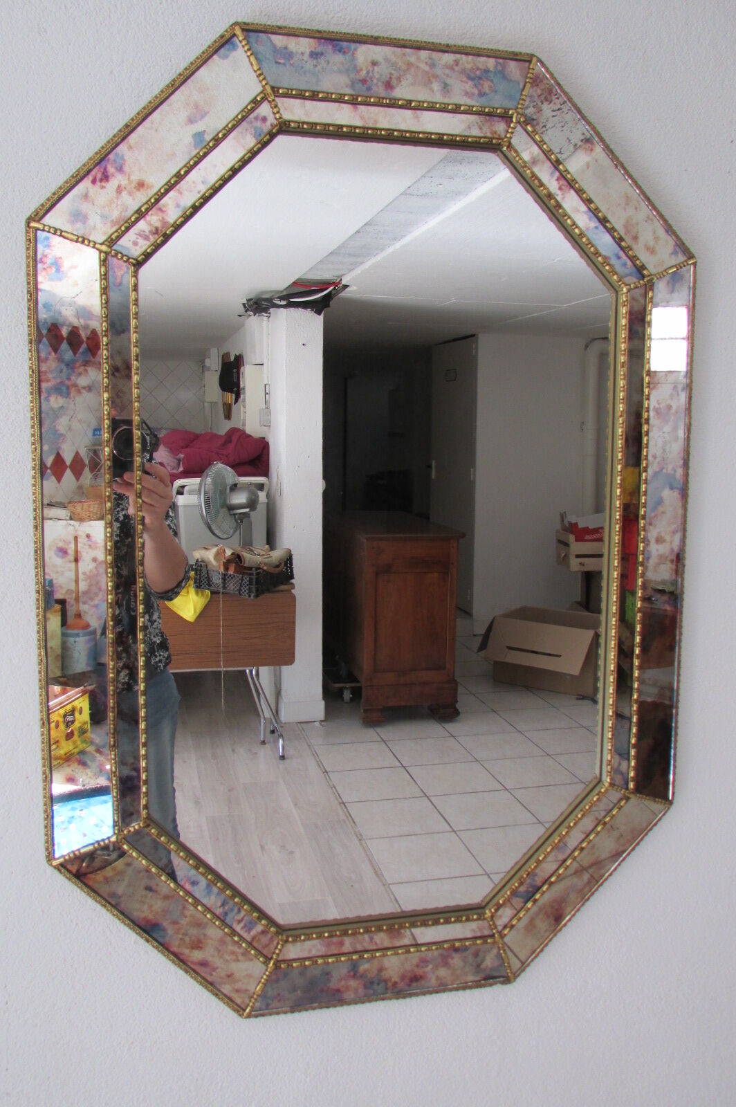 Miroir octogonal à parecloses,églomisé