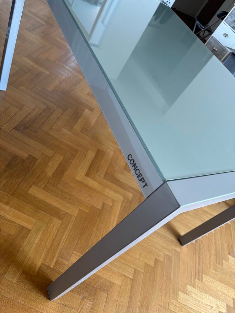 Table extensible en verre Cancio modèle concept