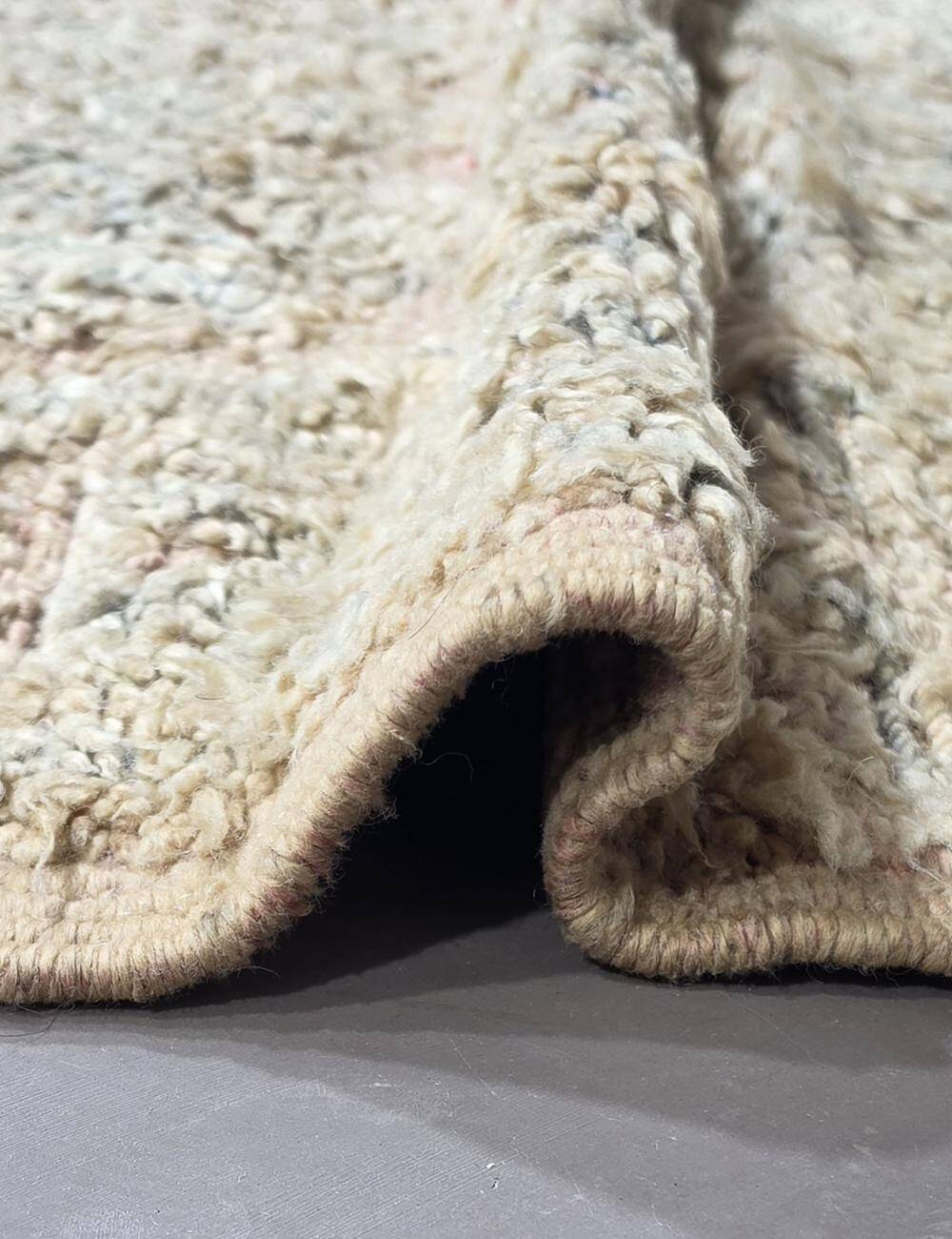Vintage Beni MGuild Rug - 320 x 212 cm