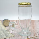 Vintage pedestal jar/candy maker with internal lid