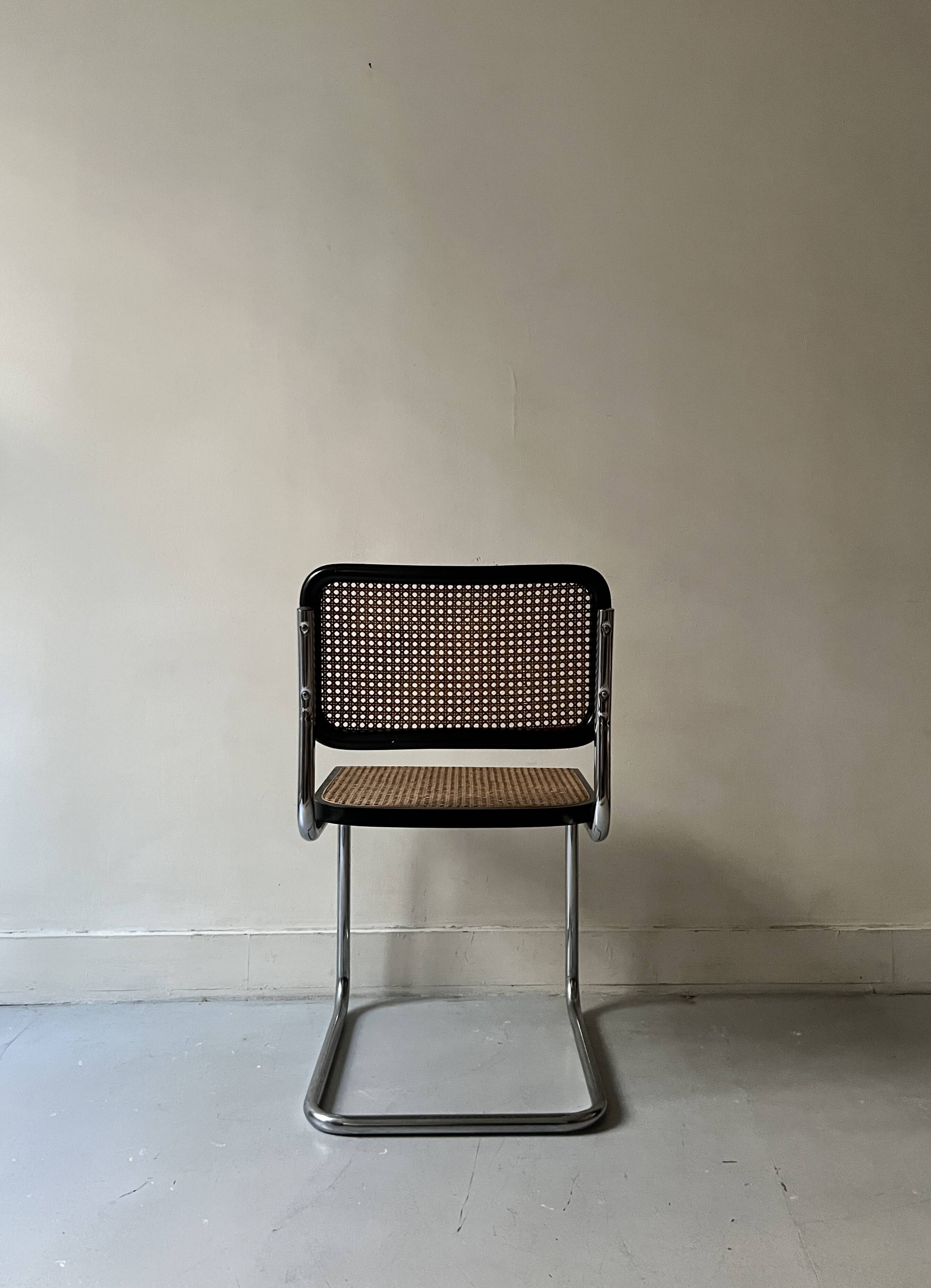 Chaise design vintage Cesca modèle B32 chromée & cannage par Marcel Breuer