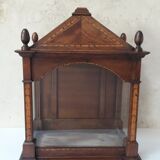 Showcase XIX ° walnut and marquetry