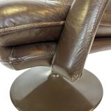 Vintage Artifort lounge chair Geoffrey Harcourt Design Easy Chair