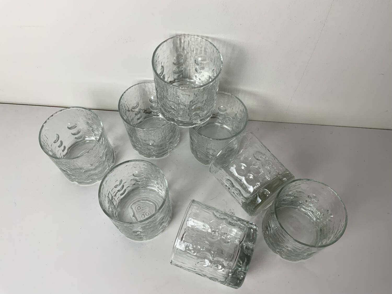 8 verres vintage