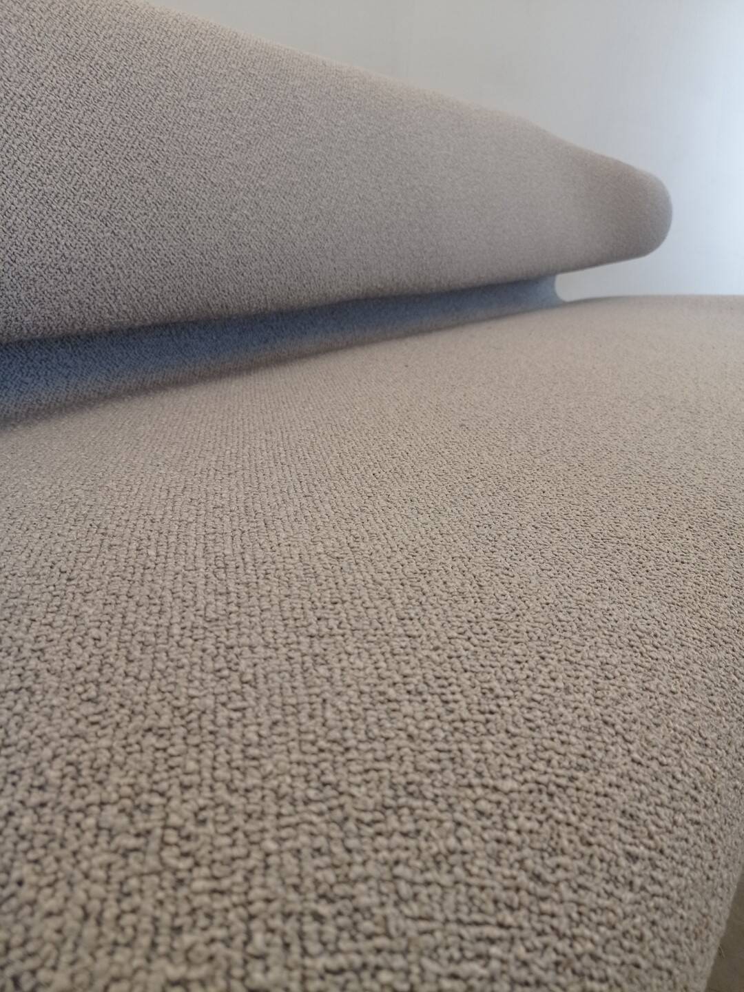 Artifort Bird designer sofa