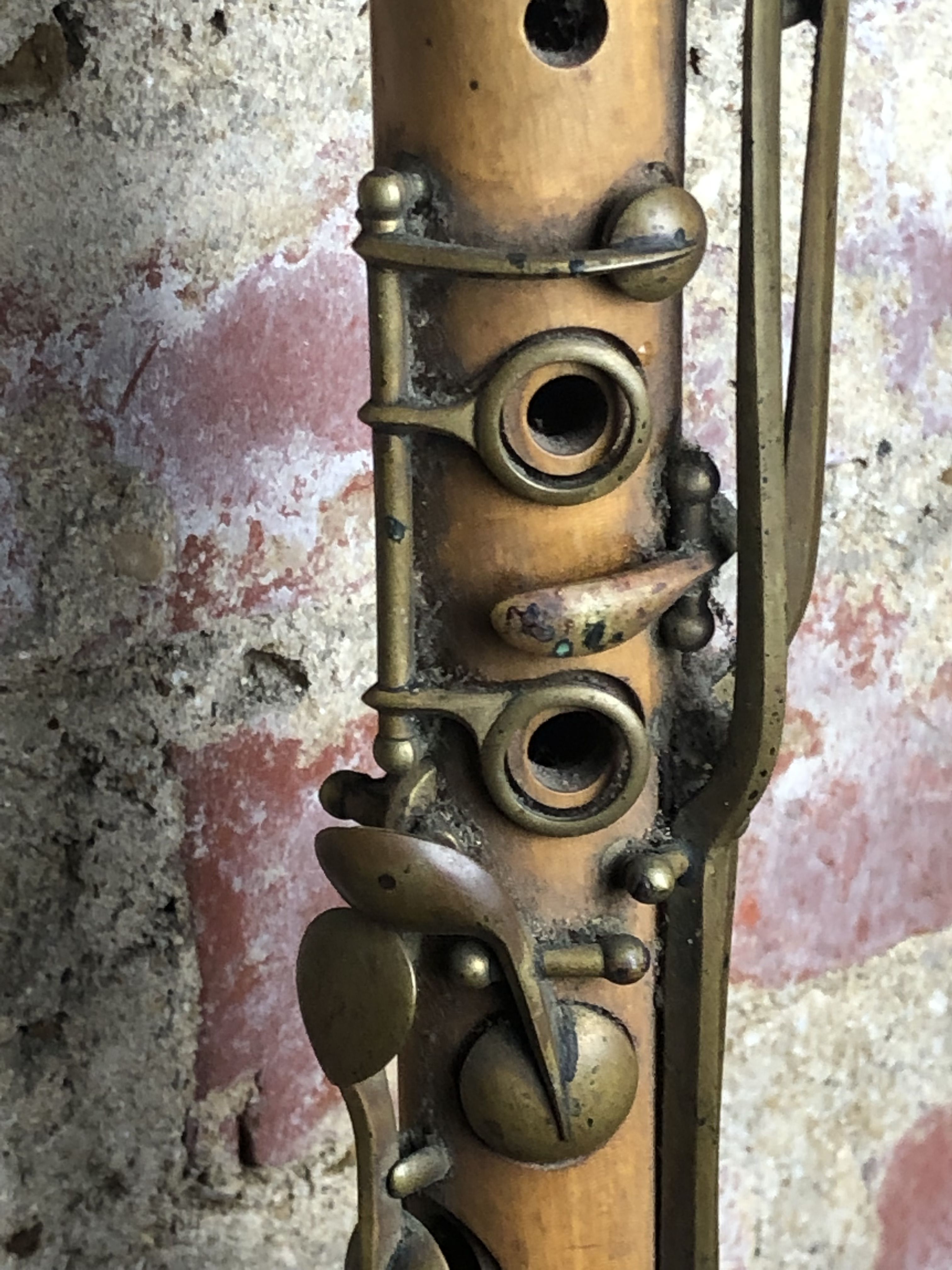 Ancient clarinet in boxwood Dupeyrat.  Allemans French manufacture 1910