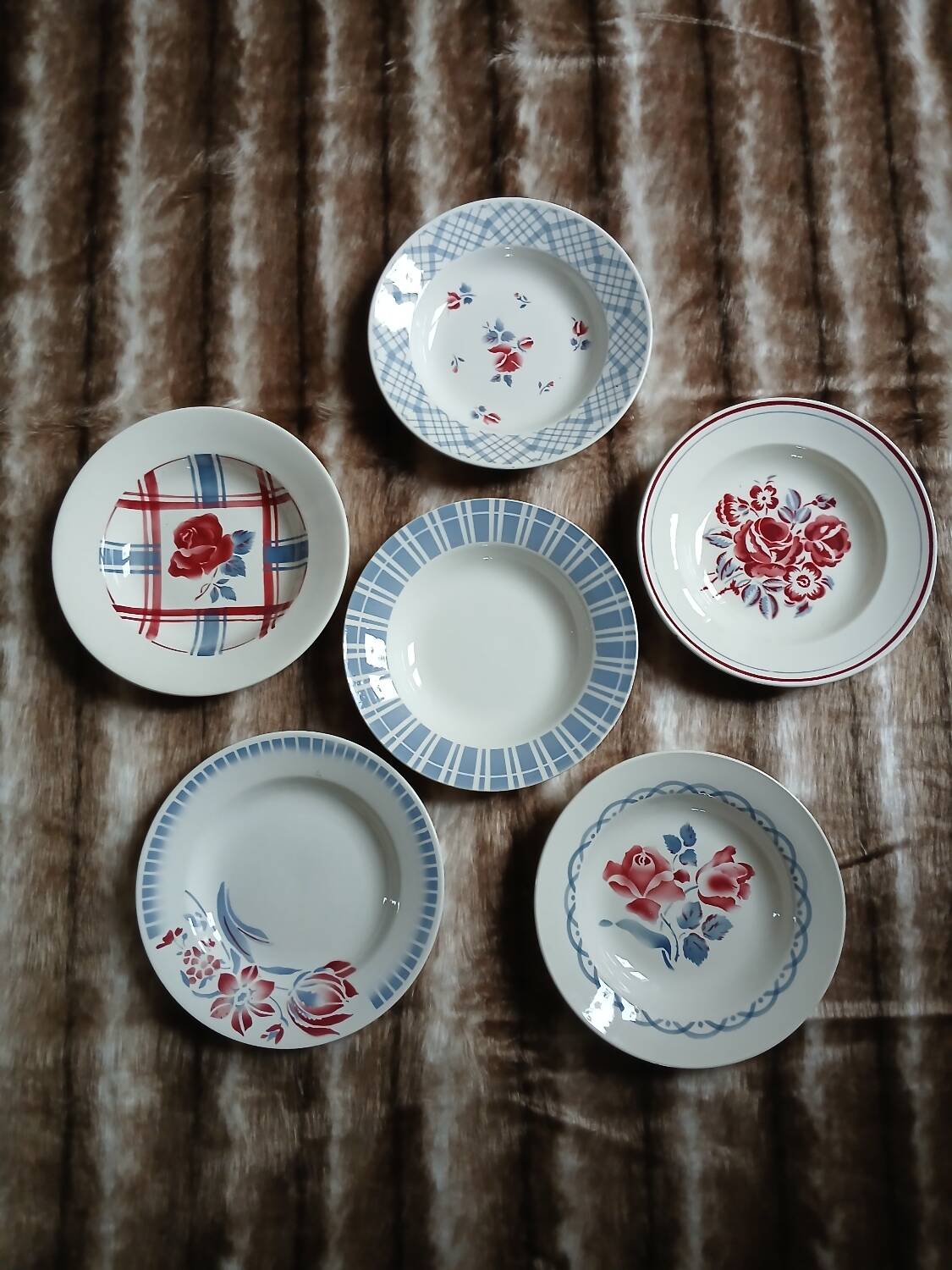 6 mismatched antique deep plates