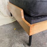 Vintage daybed