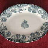 Ancient porcelain dish " Terre de Fer -Moulin des Loups " carnation models.