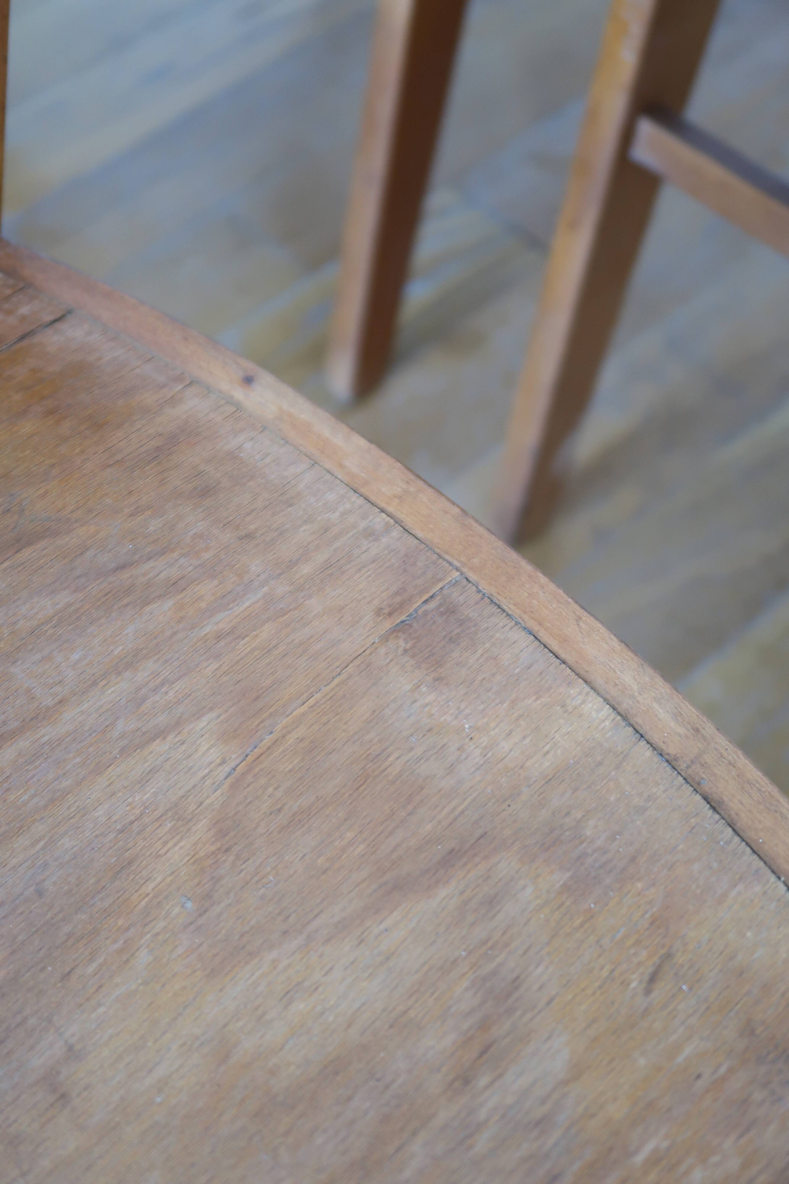 Set of 12 Scandinavian chairs compass feet