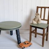 Tripod coffee table