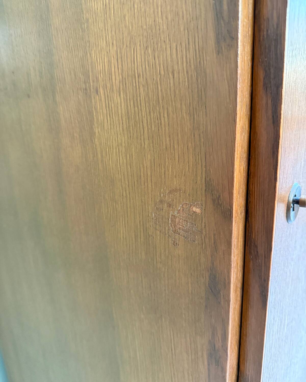 Bonnetière penderie Oscar par Didier Rozaffy