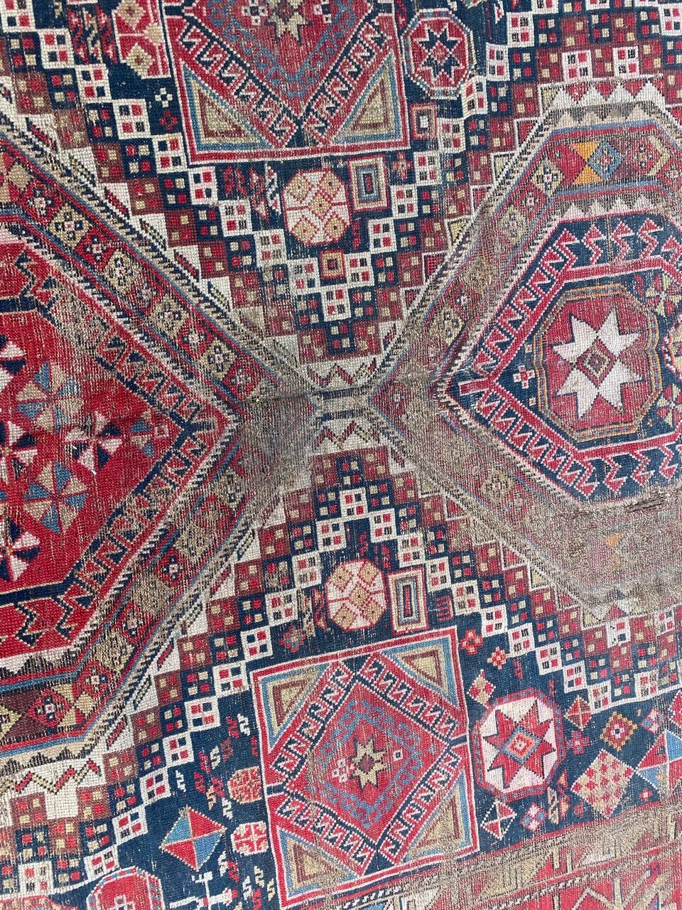 Antique carpet chirwan daghistan handmade 177x350 cm