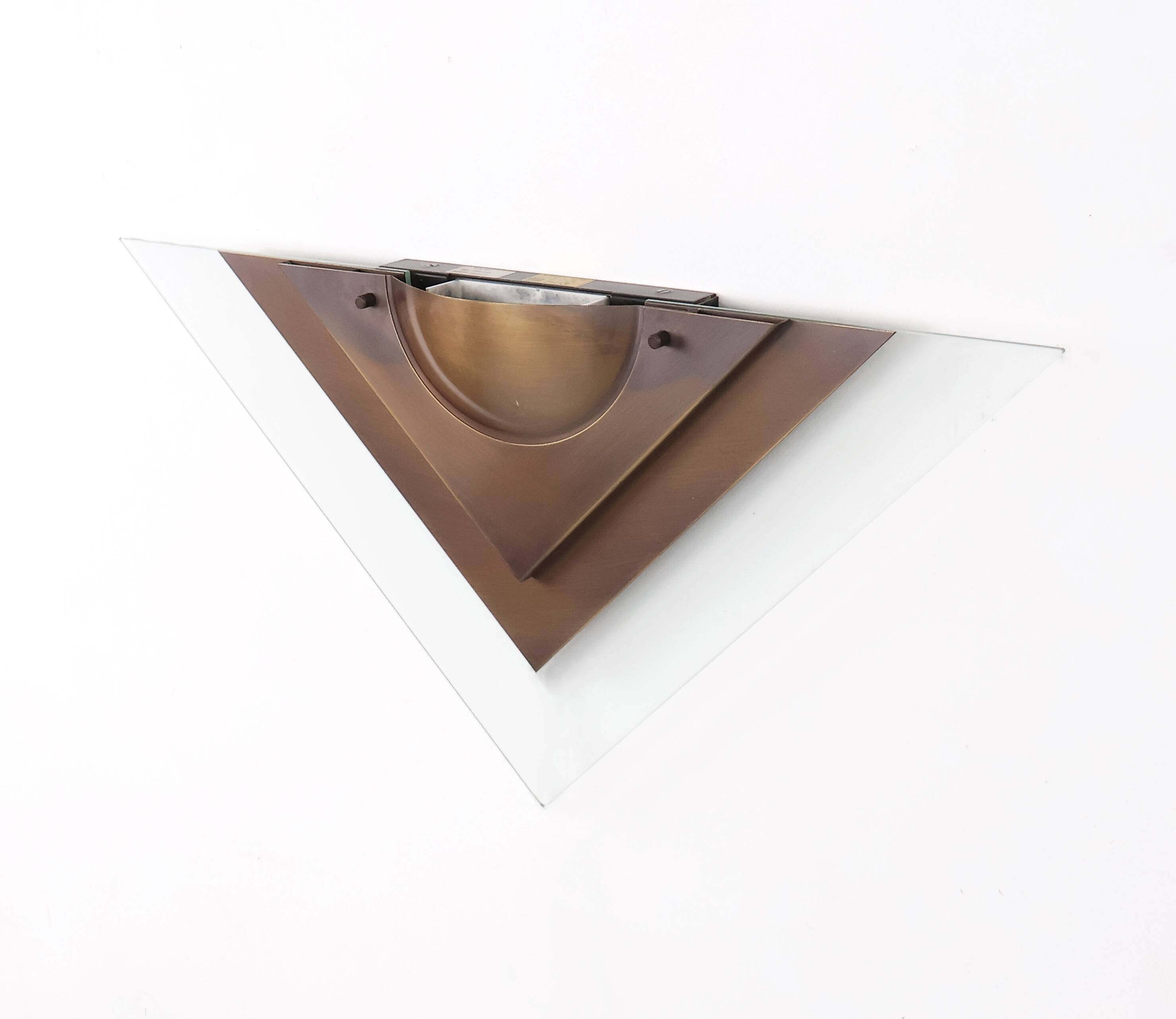 Dutch Design copper colored wall lamp with glass, Dijkstra 1980s