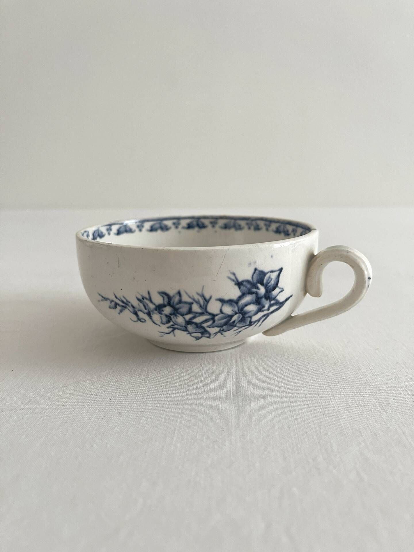 Antique ironstone cup "Carmen" Sarreguemines