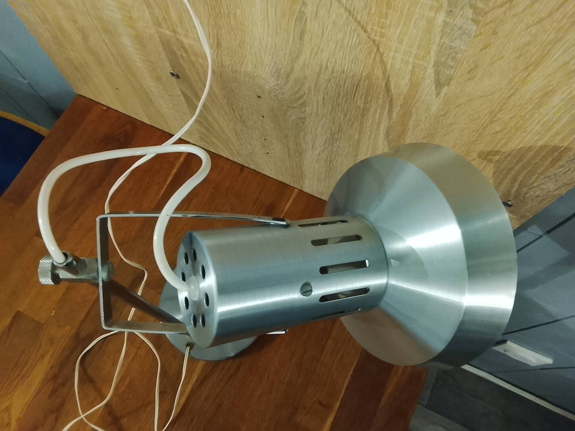 Aluminor desk lamp