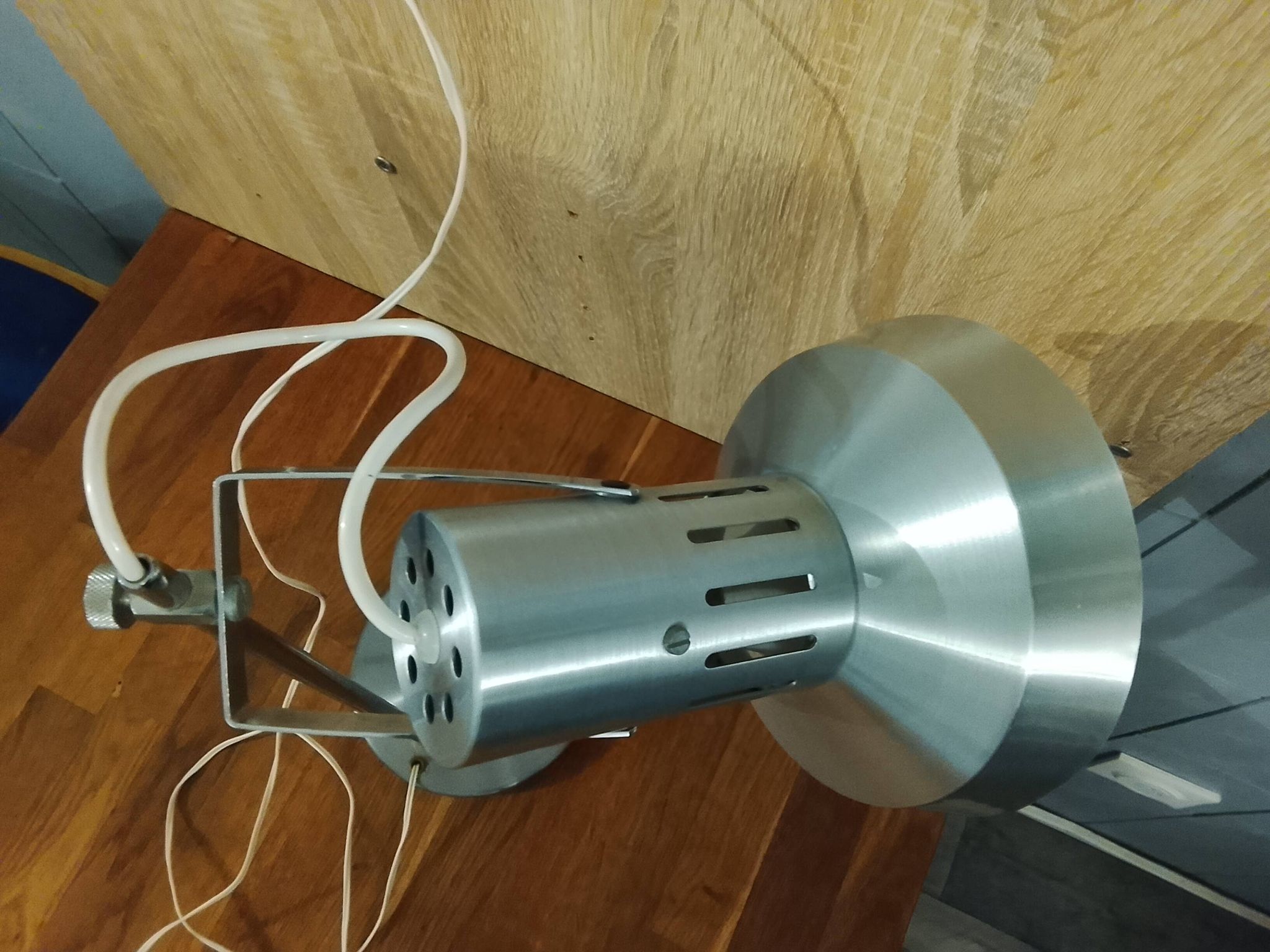 Aluminor desk lamp