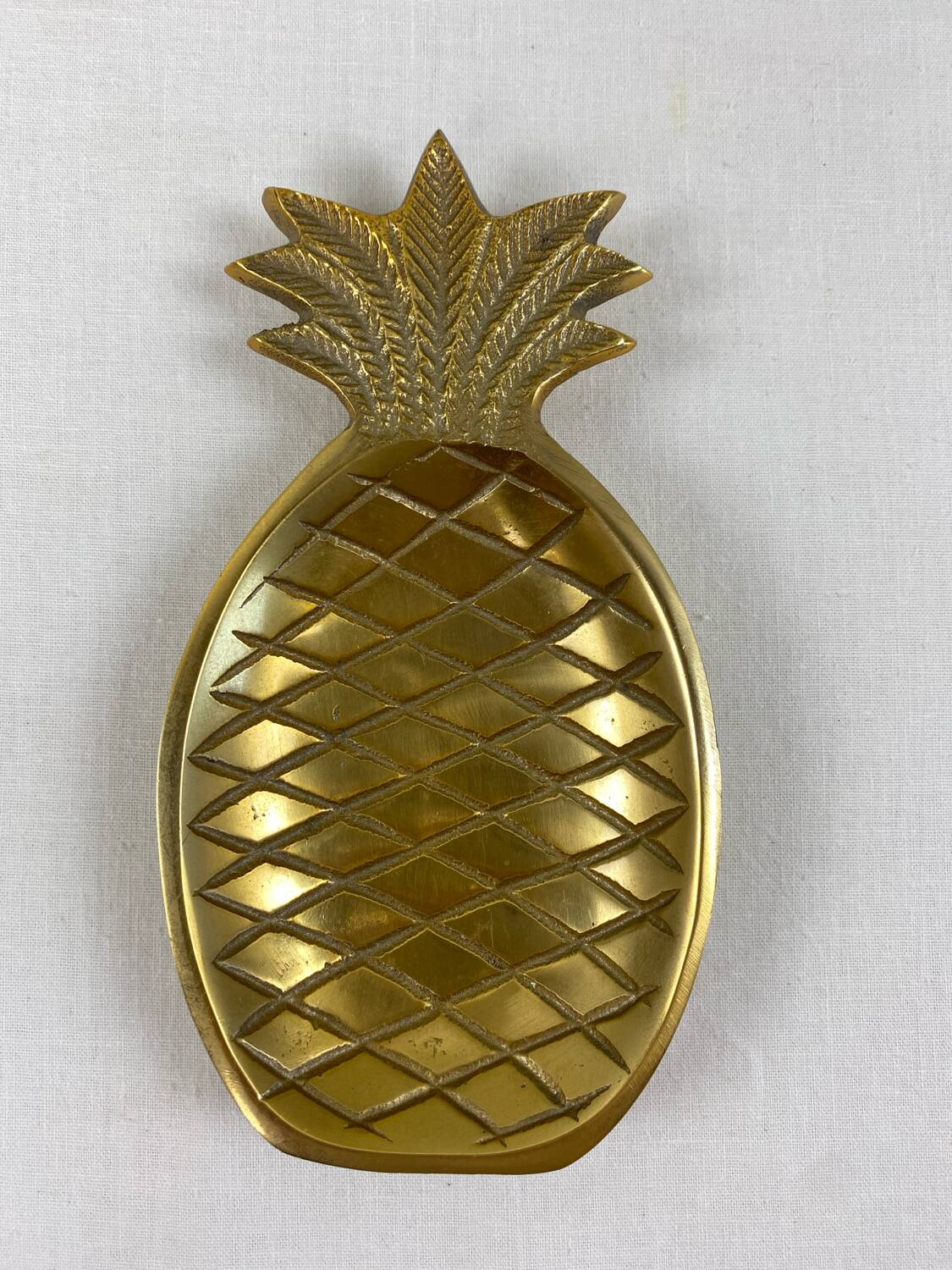 Pineapple pocket emptier