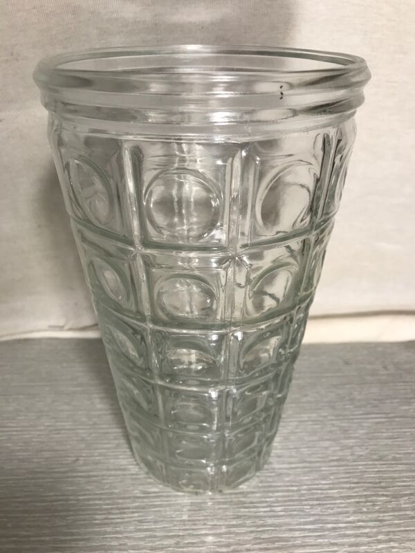 Paire de vase ancien style art déco en verre moulé made in France vintage