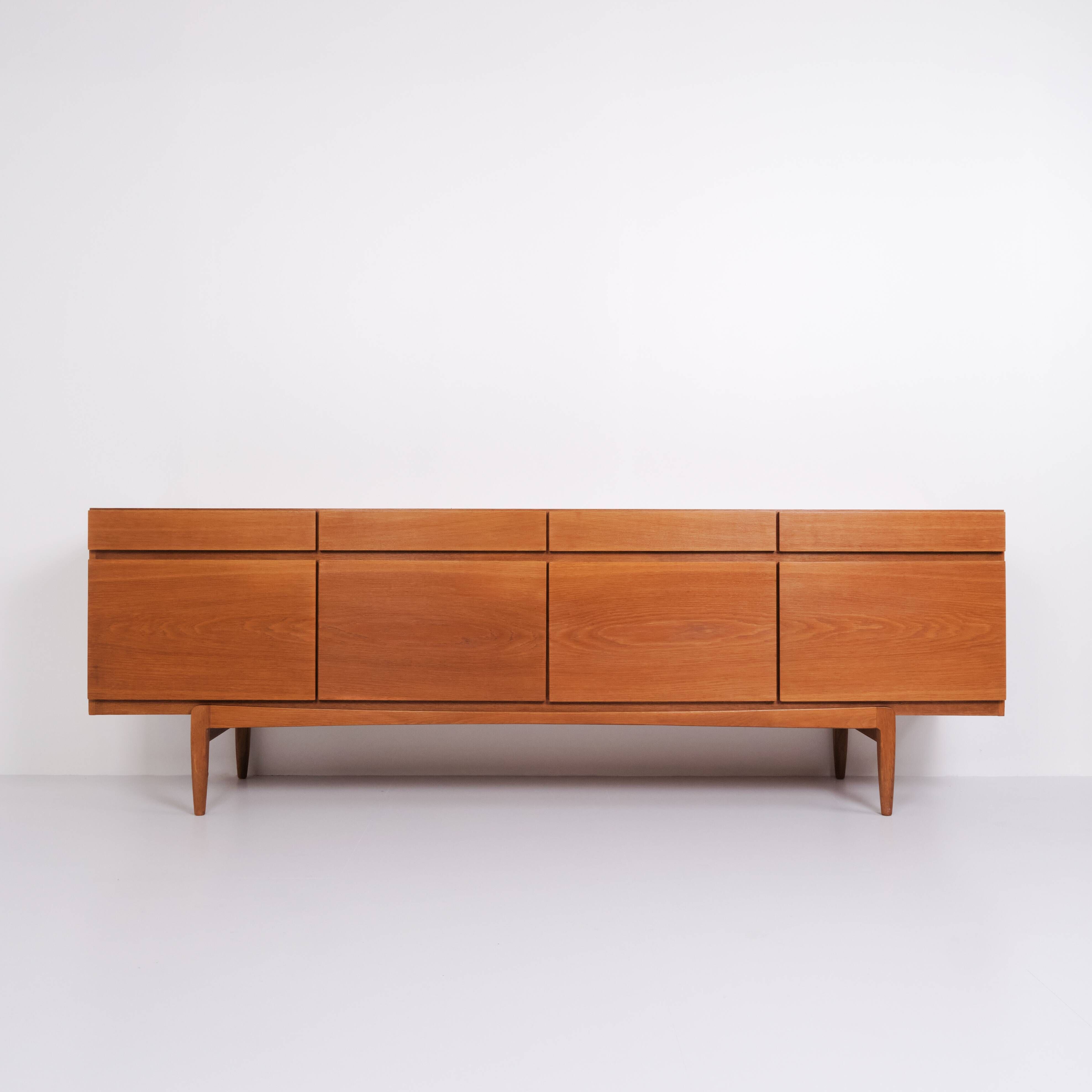 Sideboard - Oak - Ib Kofod-Larsen - Model FA66 - Faarup Furniture Factory - 1960s