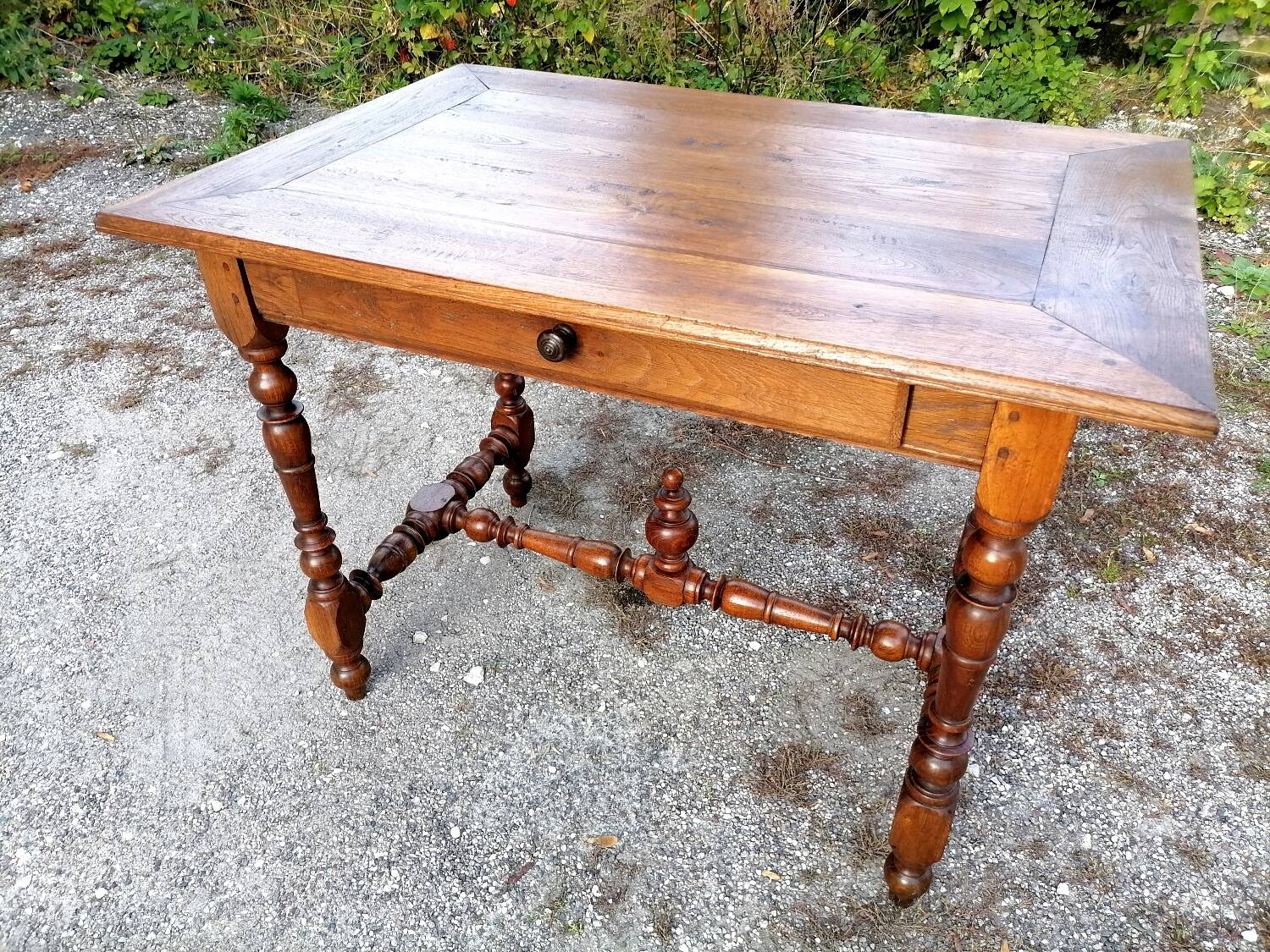 Small desk table in Louis XIII style.
