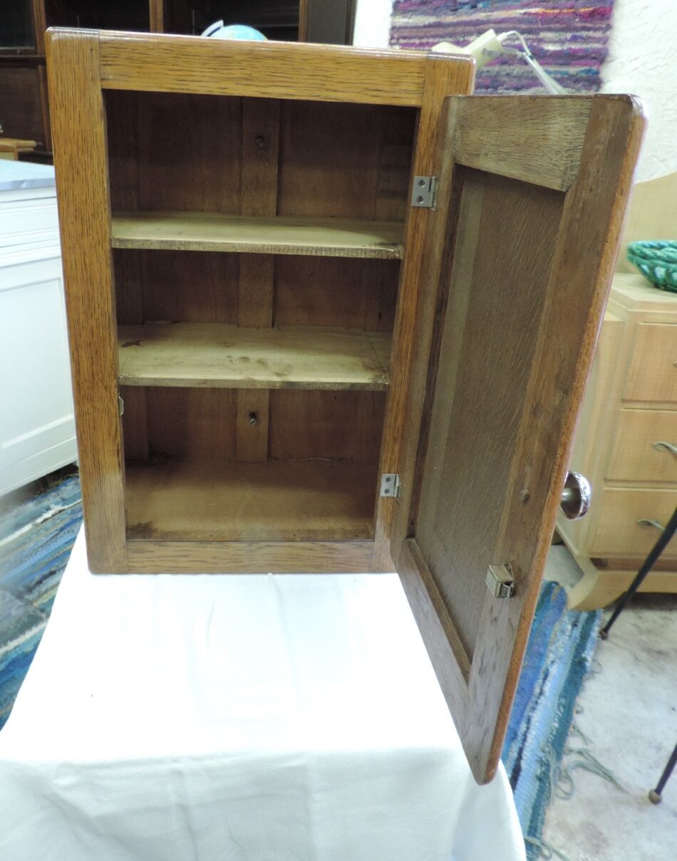 Medicine Cabinet 1950