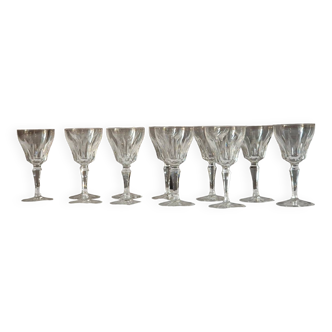 Series of 11 crystal wine glasses