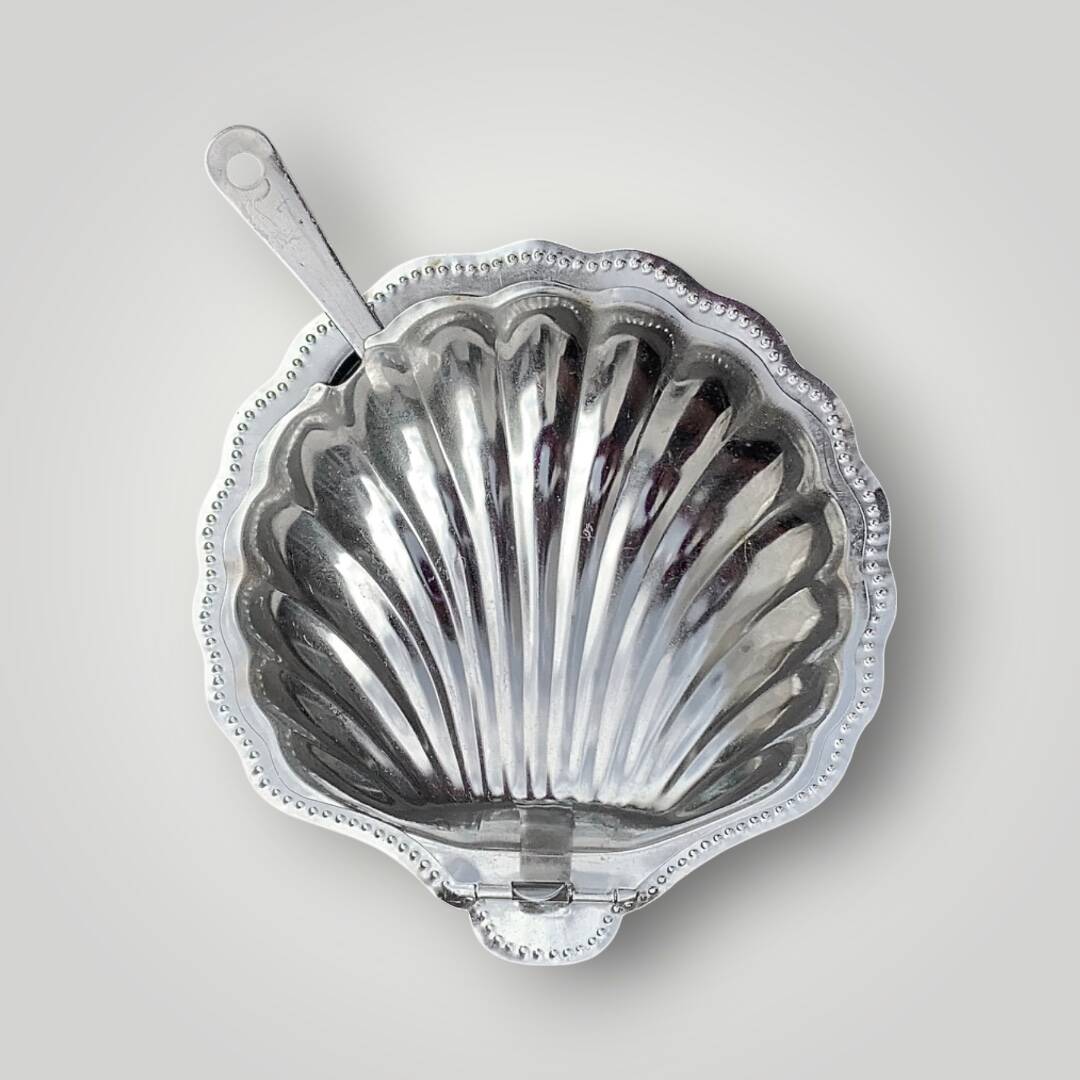 Vintage shell butter dish in stainless steel and cobalt blue glass with knife