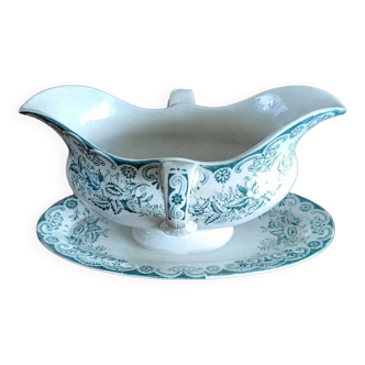 Gravy boat. L. Bertrand burgundy