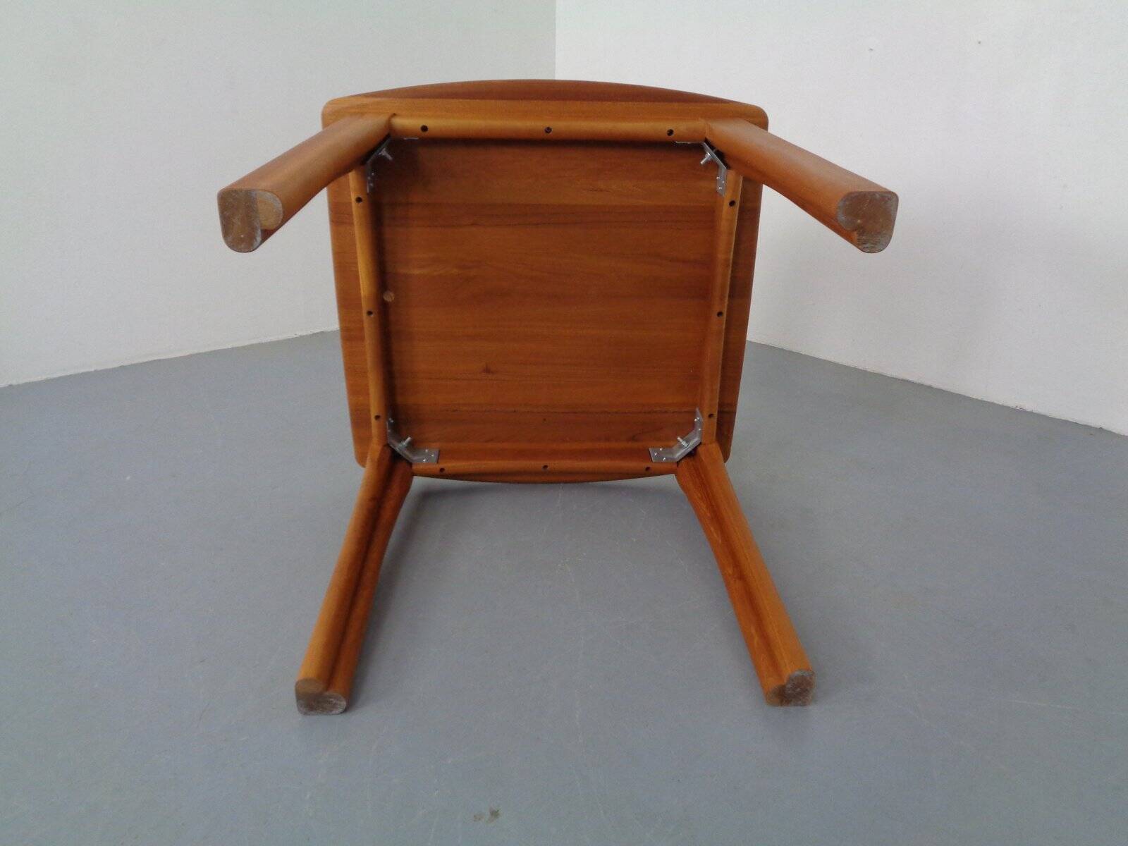 Small teak dining table from Dyrlund, 1970s
