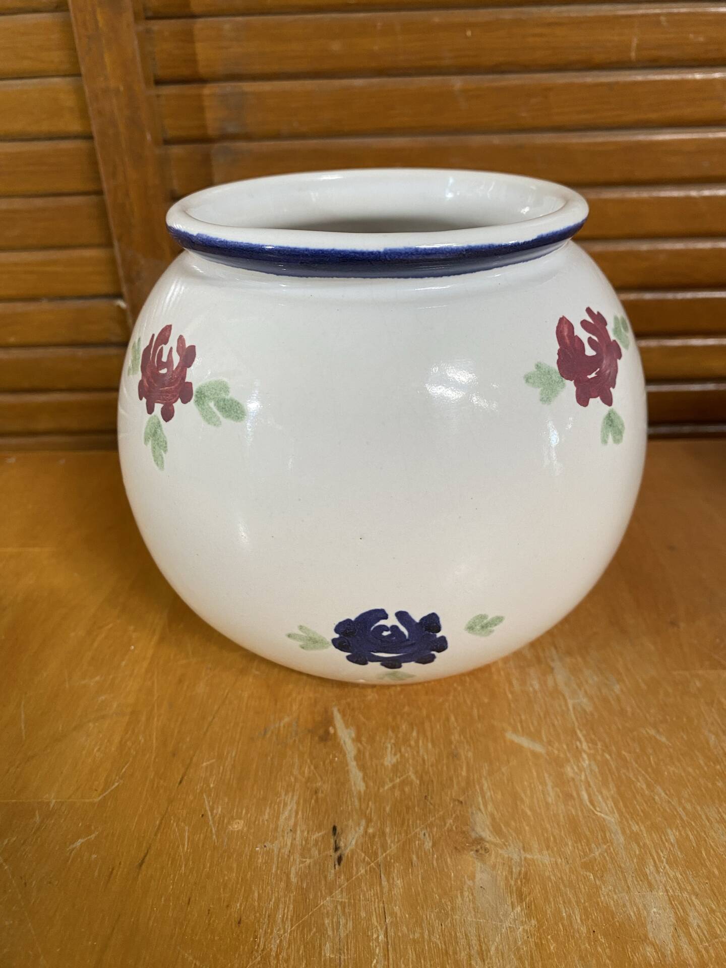 Pair of antique st clément round vases white ceramic flower decor vintage